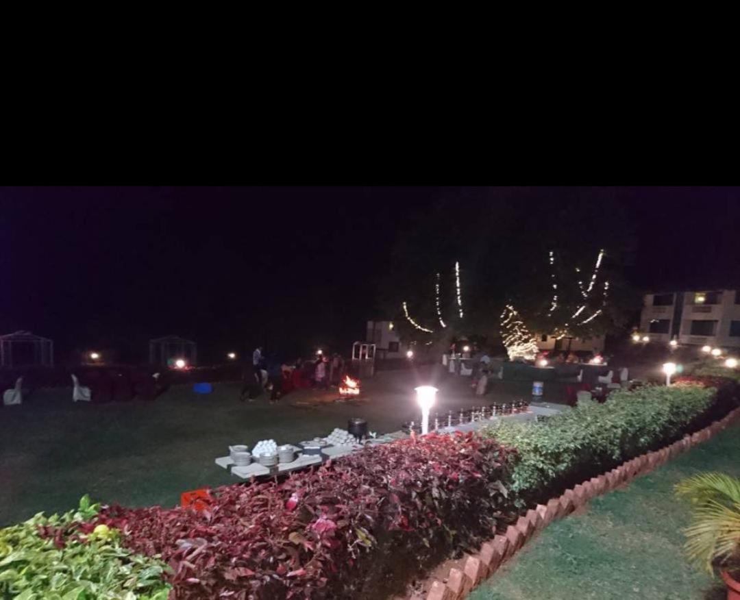 Presidency Highland Resort Koynanagar Esterno foto