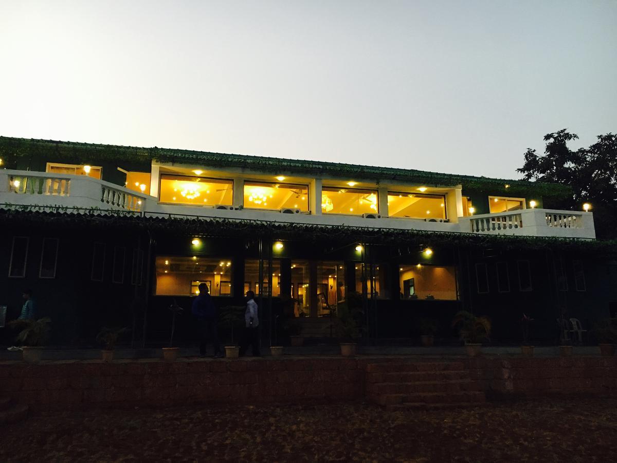 Presidency Highland Resort Koynanagar Esterno foto